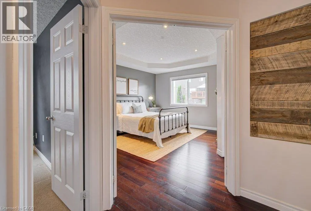 424 SAUVE Crescent