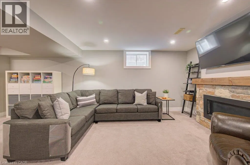 424 SAUVE Crescent