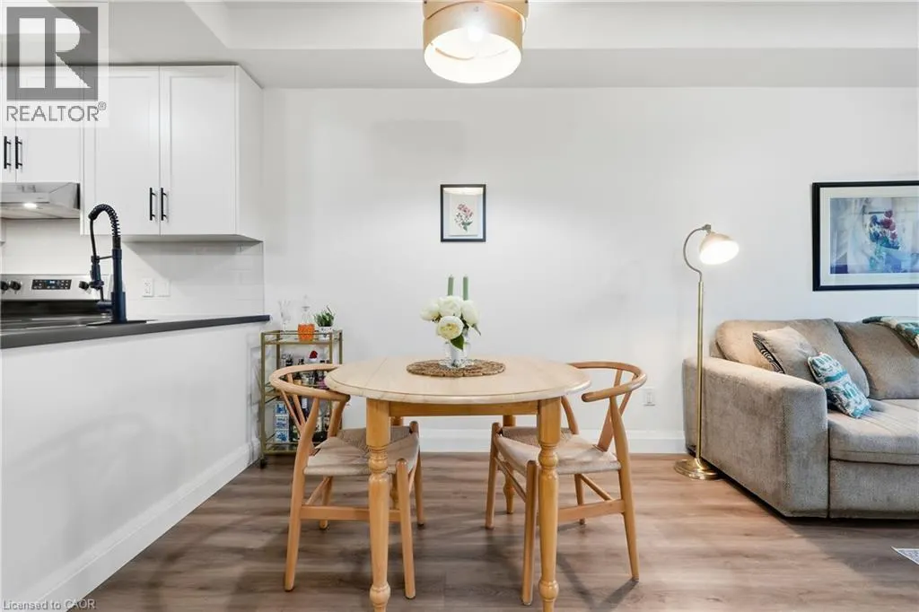 30 HAMILTON Street S Unit# 501 #501