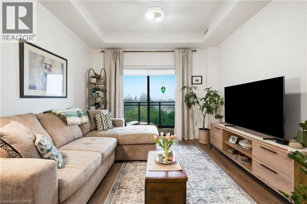 30 HAMILTON Street S Unit# 501 #501
