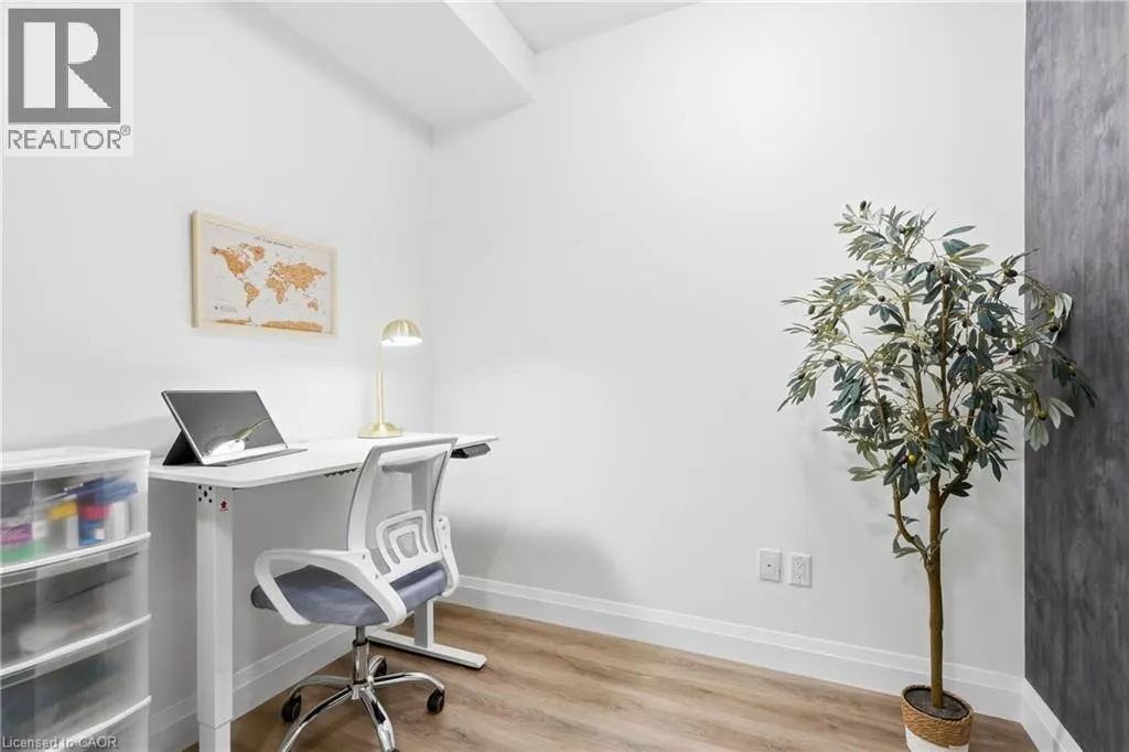 30 HAMILTON Street S Unit# 501 #501