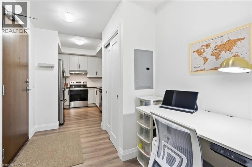 30 HAMILTON Street S Unit# 501 #501
