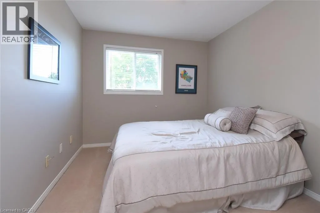 800 PARAMOUNT Drive Unit# 56 #56