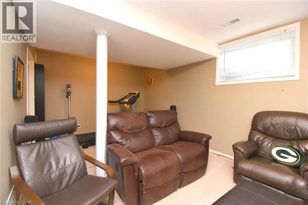 800 PARAMOUNT Drive Unit# 56 #56