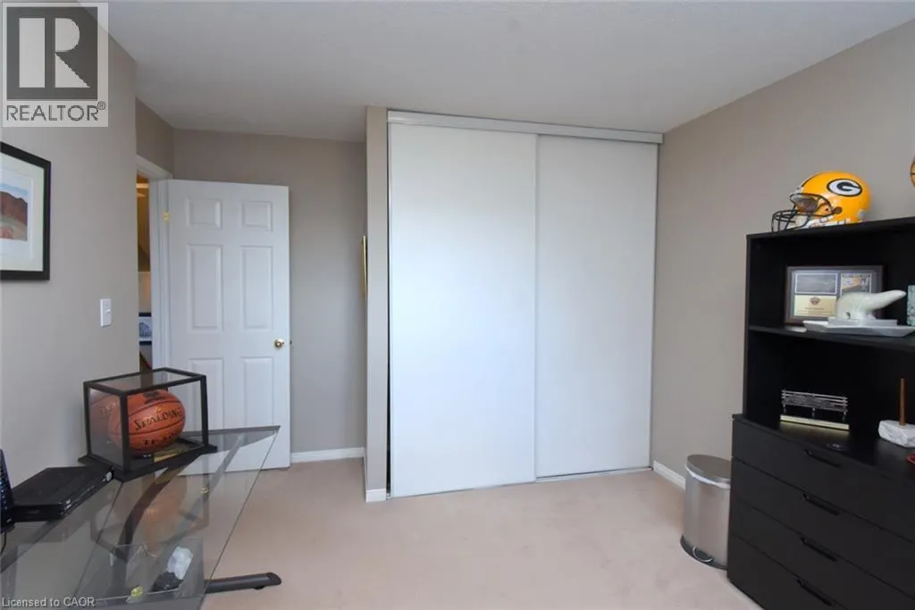 800 PARAMOUNT Drive Unit# 56 #56