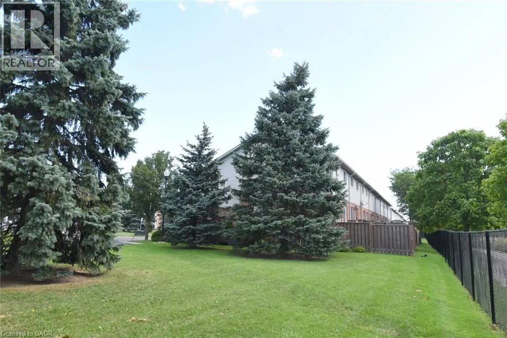 800 PARAMOUNT Drive Unit# 56 #56