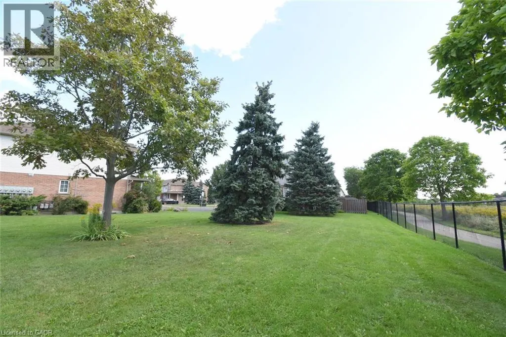 800 PARAMOUNT Drive Unit# 56 #56