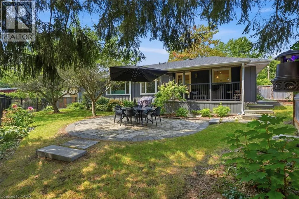 54 MAYFAIR Avenue