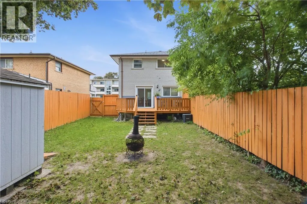 10 JEAN Avenue