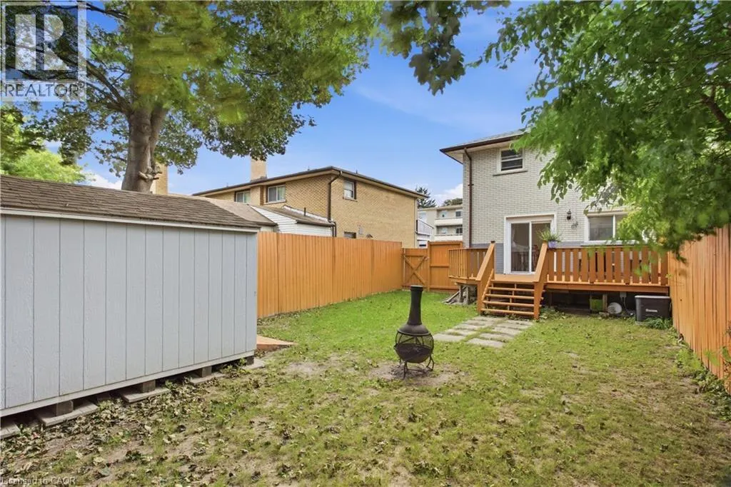 10 JEAN Avenue