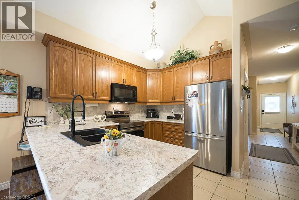 15 MILLCROFT Drive
