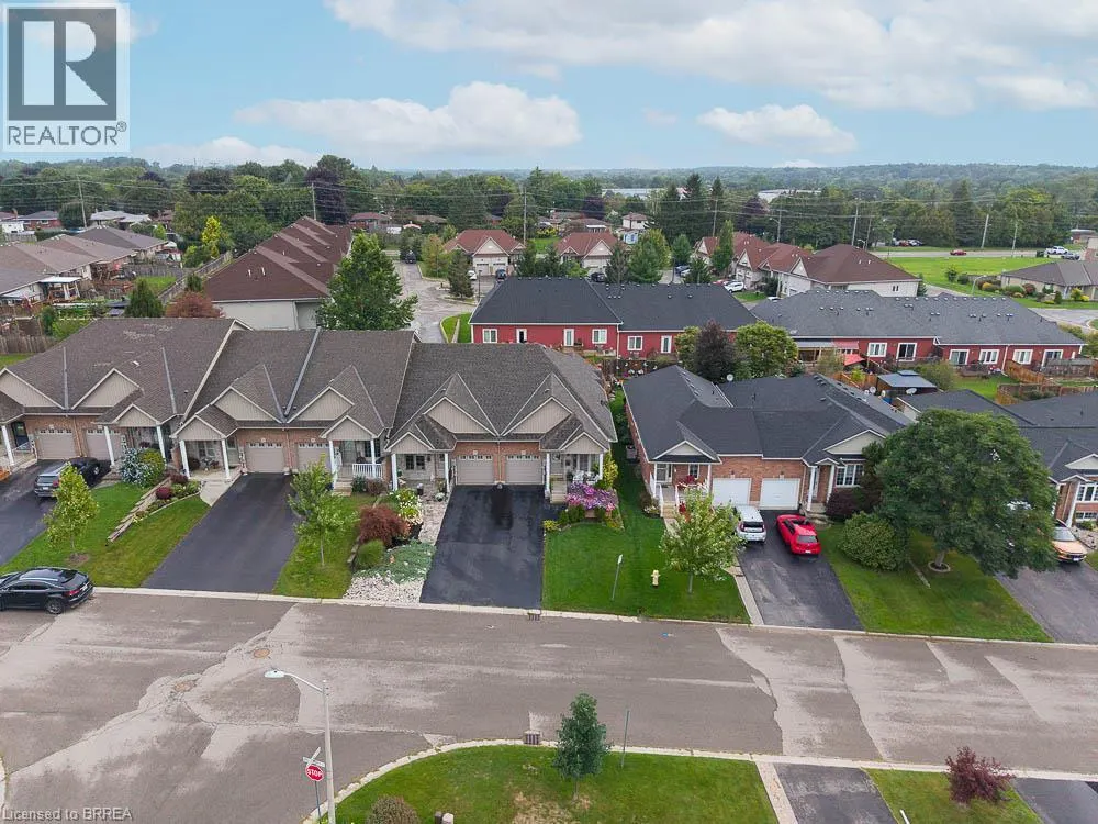 15 MILLCROFT Drive