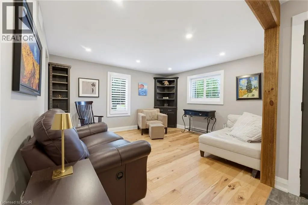 15 FIRST Street S