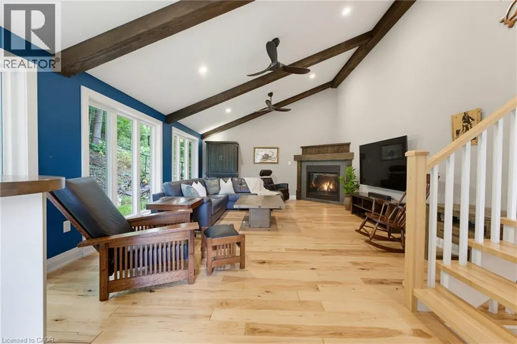 15 FIRST Street S