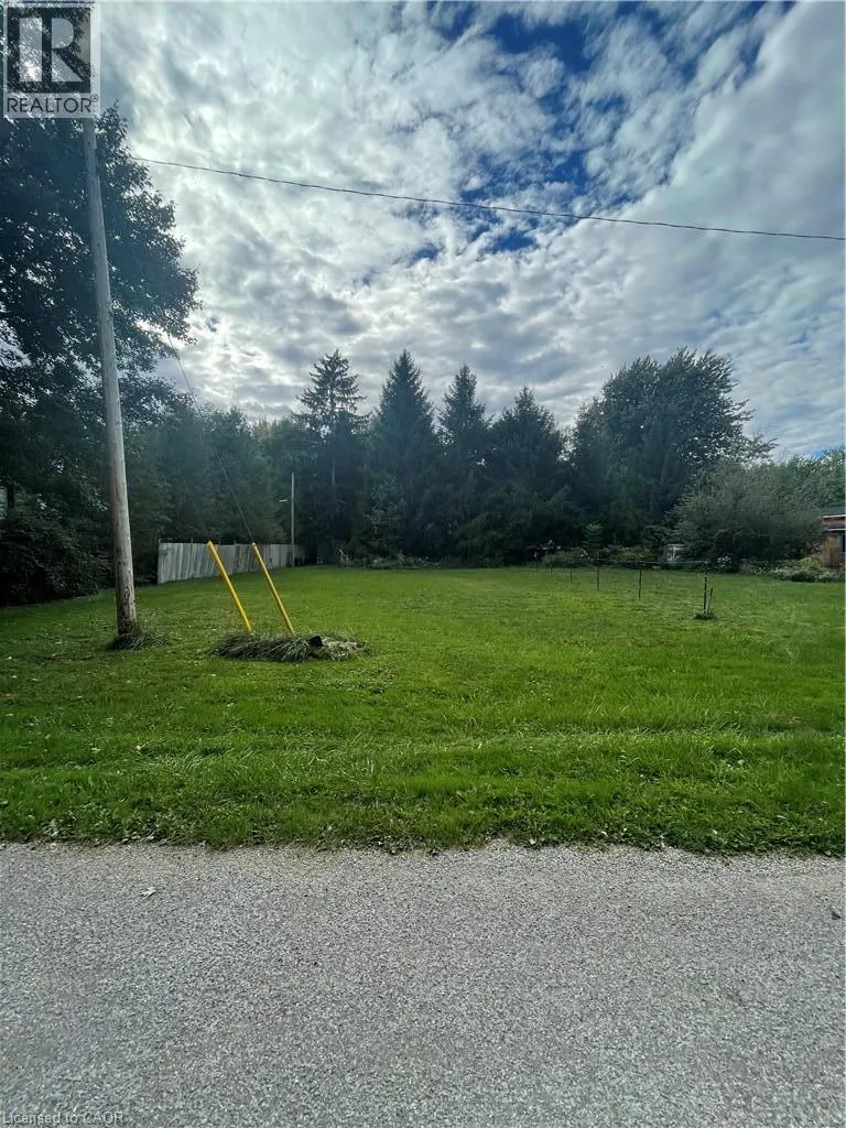 313 CHERRYHILL Boulevard S Unit# Lot 1 #Lot 1