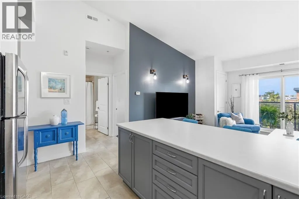 170 ROCKHAVEN Lane Unit# 321 #321