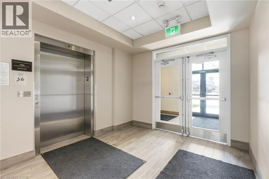 170 ROCKHAVEN Lane Unit# 321 #321