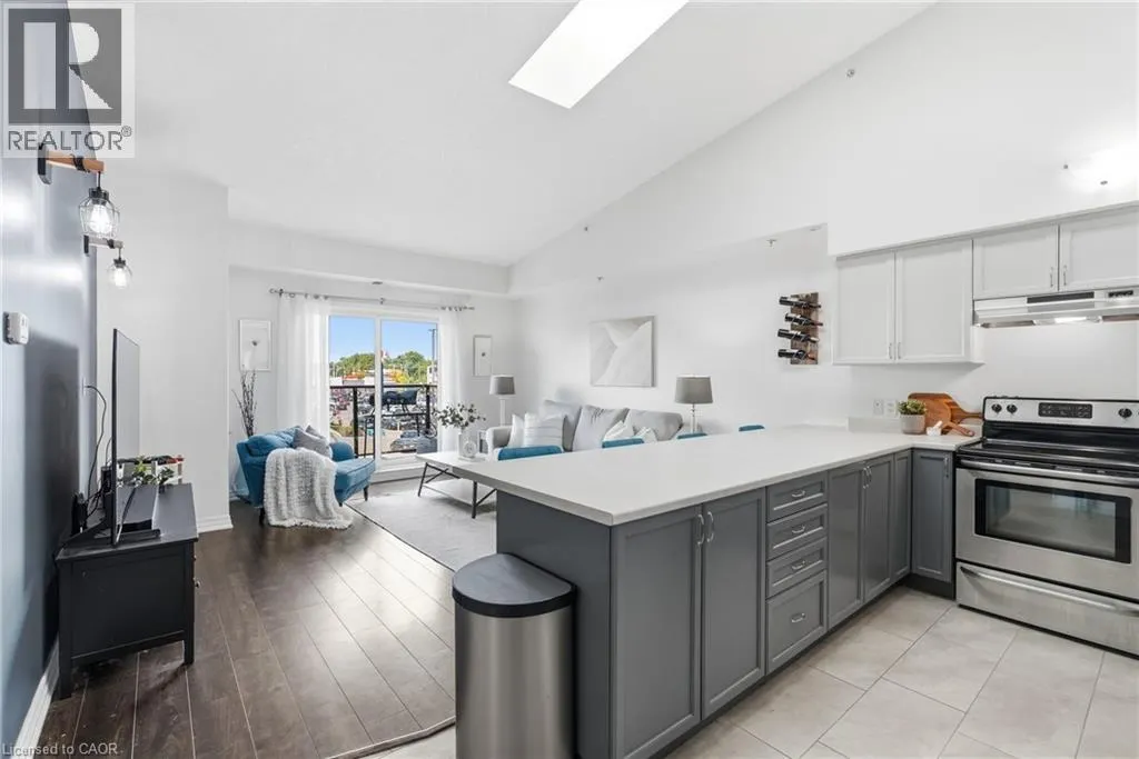 170 ROCKHAVEN Lane Unit# 321 #321