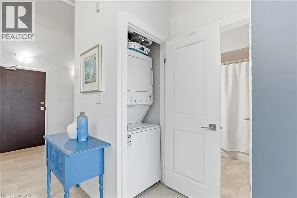 170 ROCKHAVEN Lane Unit# 321 #321