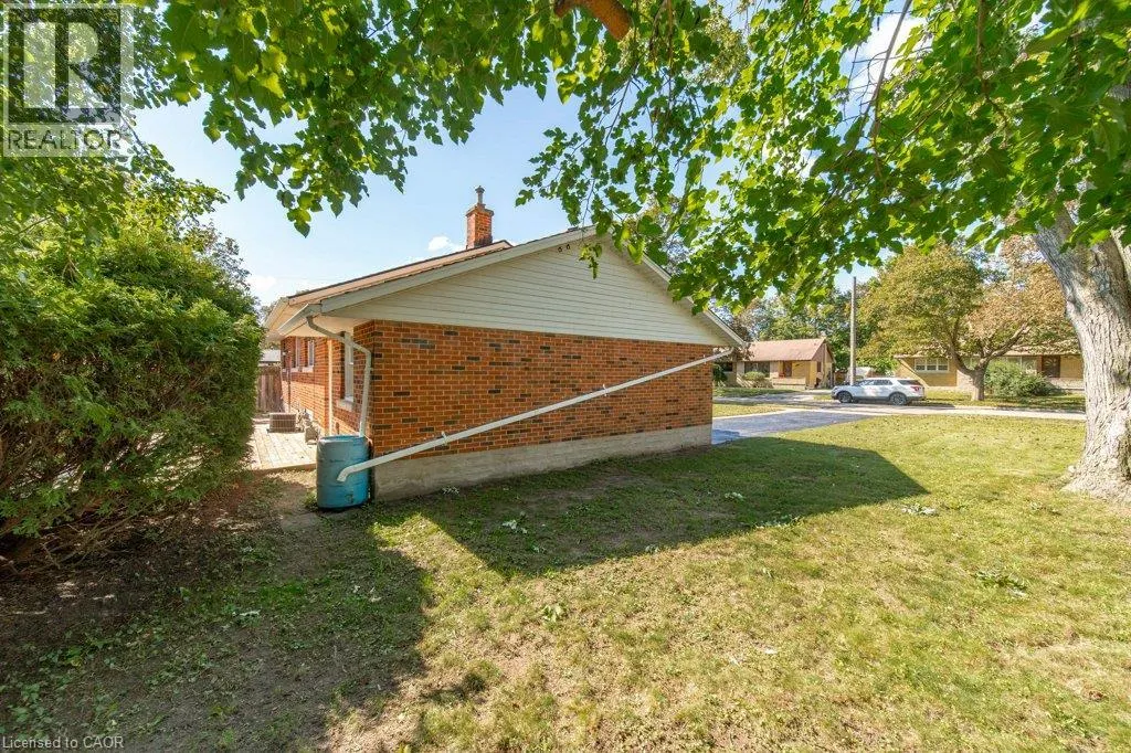 18 MAYWOOD Road