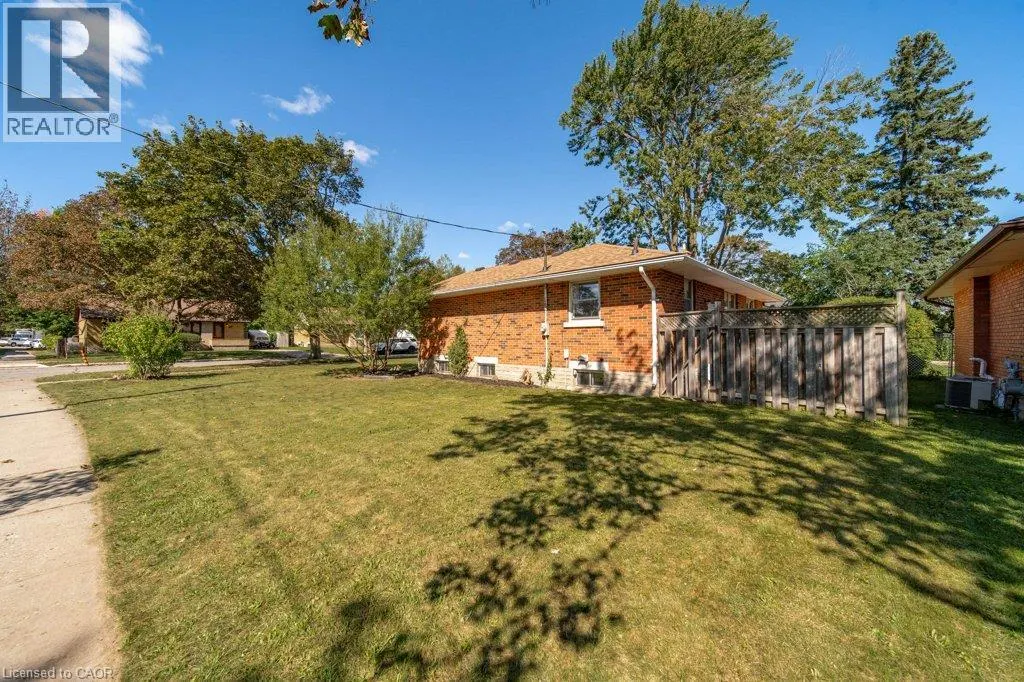 18 MAYWOOD Road