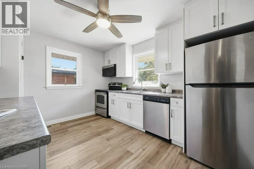 18 MAYWOOD Road