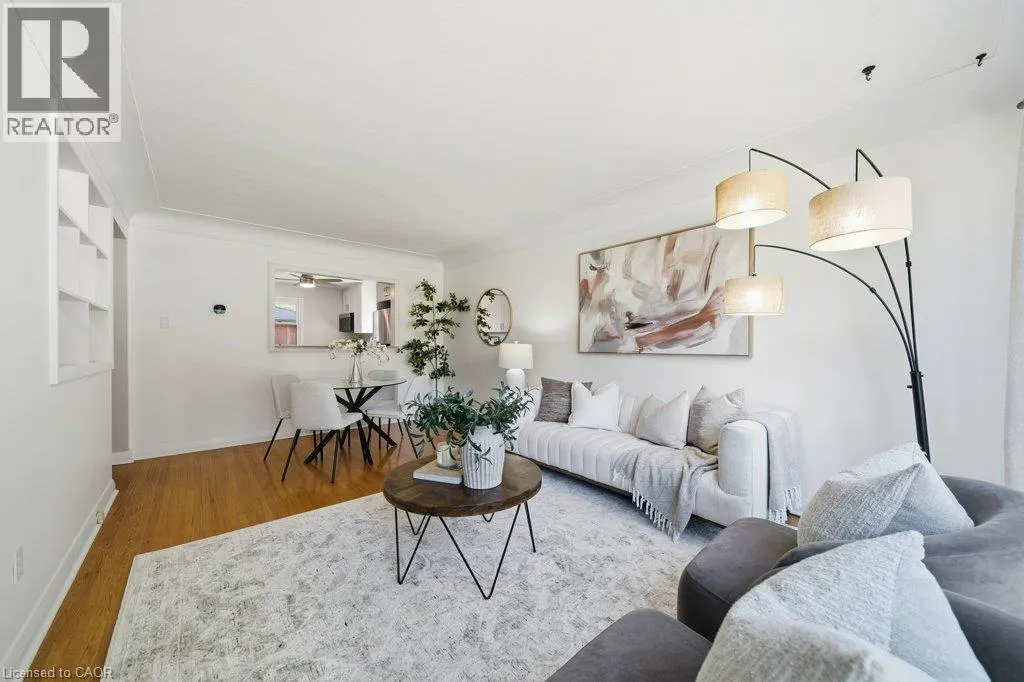 18 MAYWOOD Road