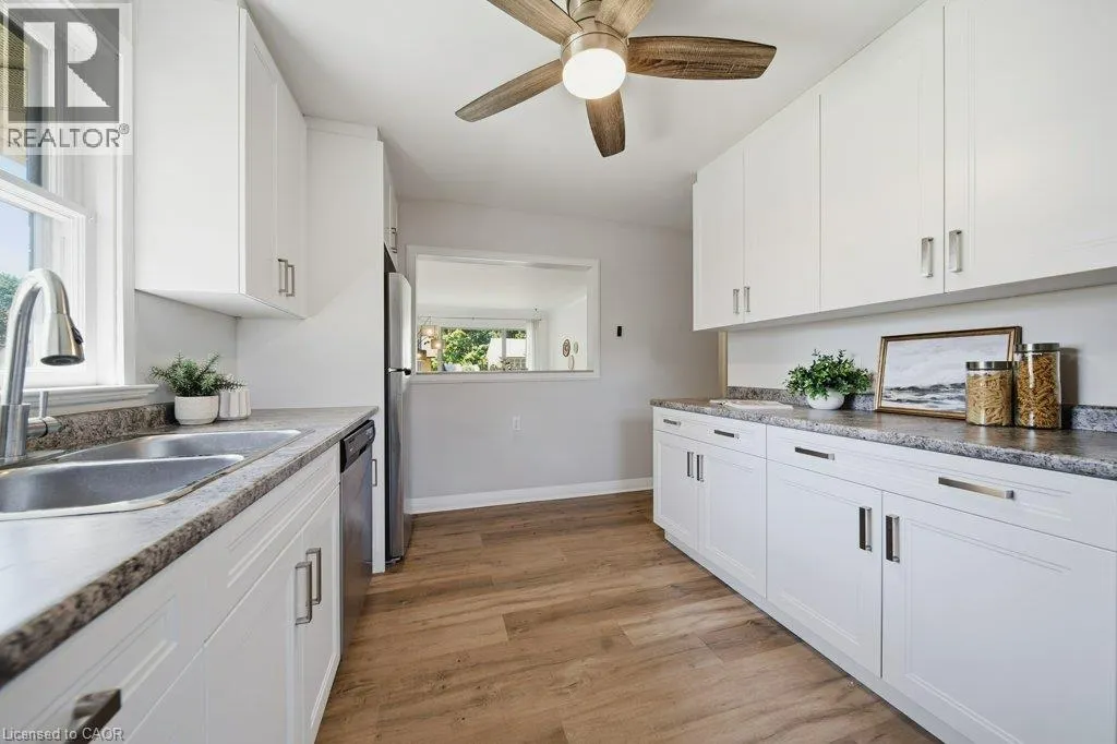 18 MAYWOOD Road