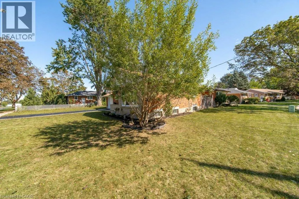 18 MAYWOOD Road