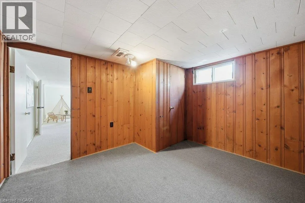 18 MAYWOOD Road