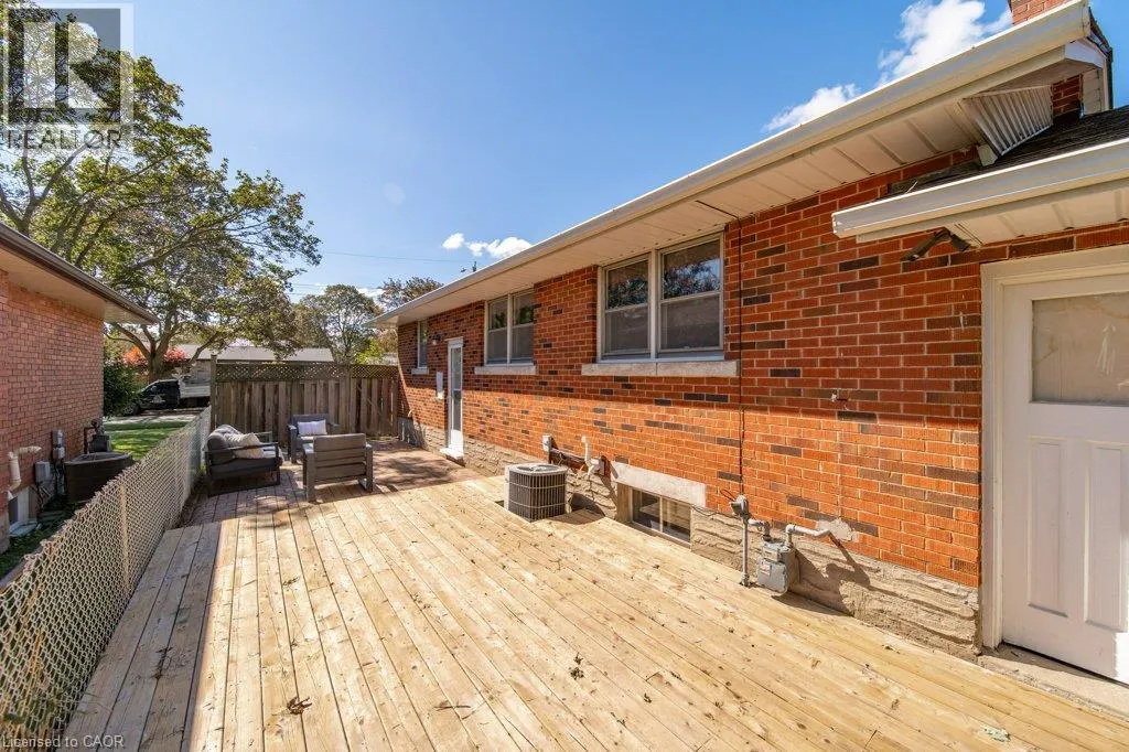 18 MAYWOOD Road
