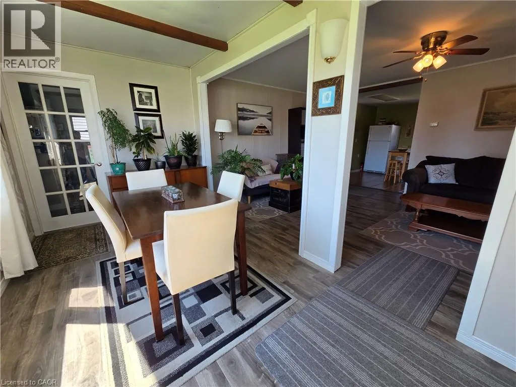 108 NEW LAKESHORE Road