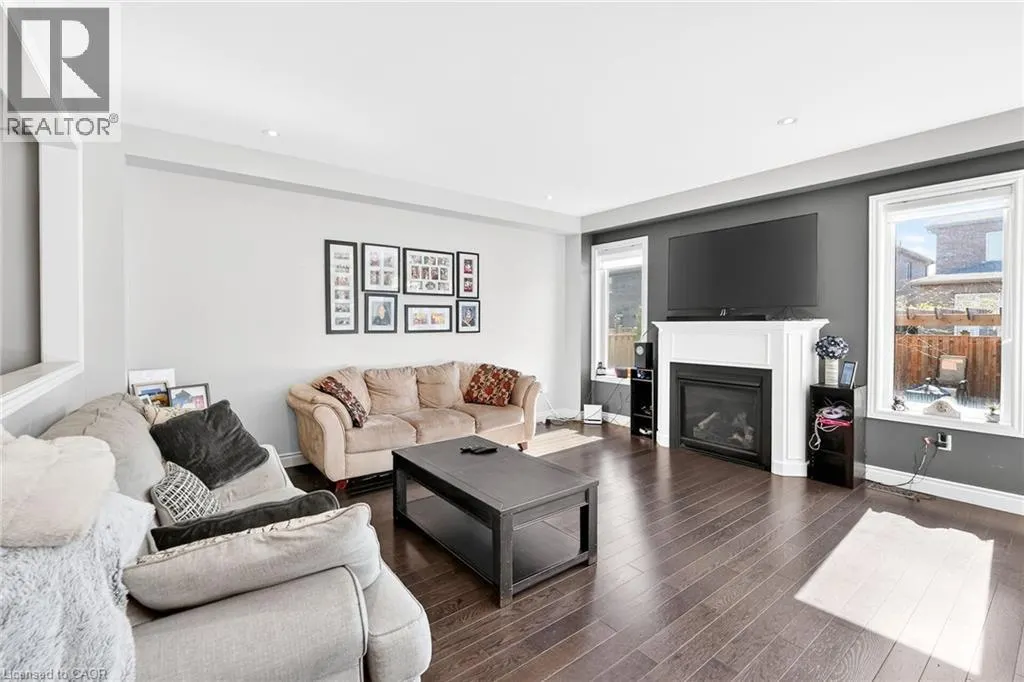 82 CHAUMONT Drive