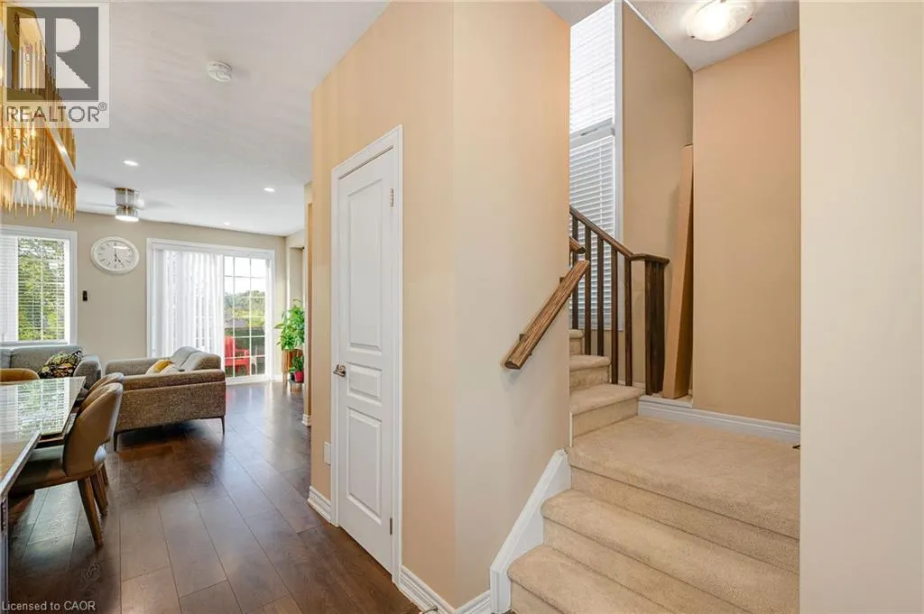 411 HARDWICK Common