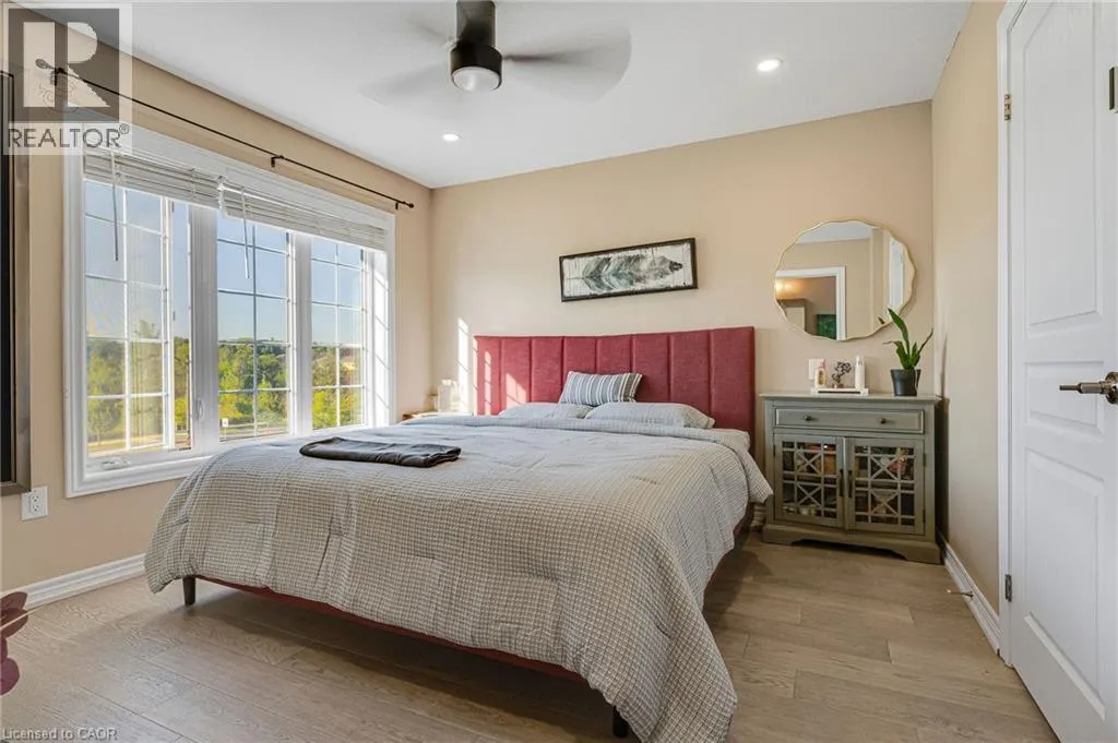 411 HARDWICK Common
