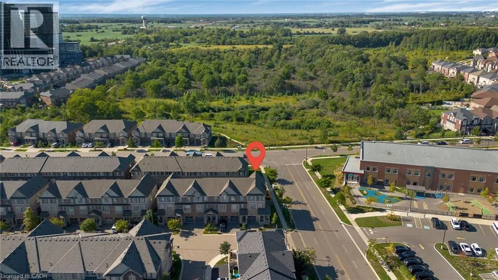 411 HARDWICK Common