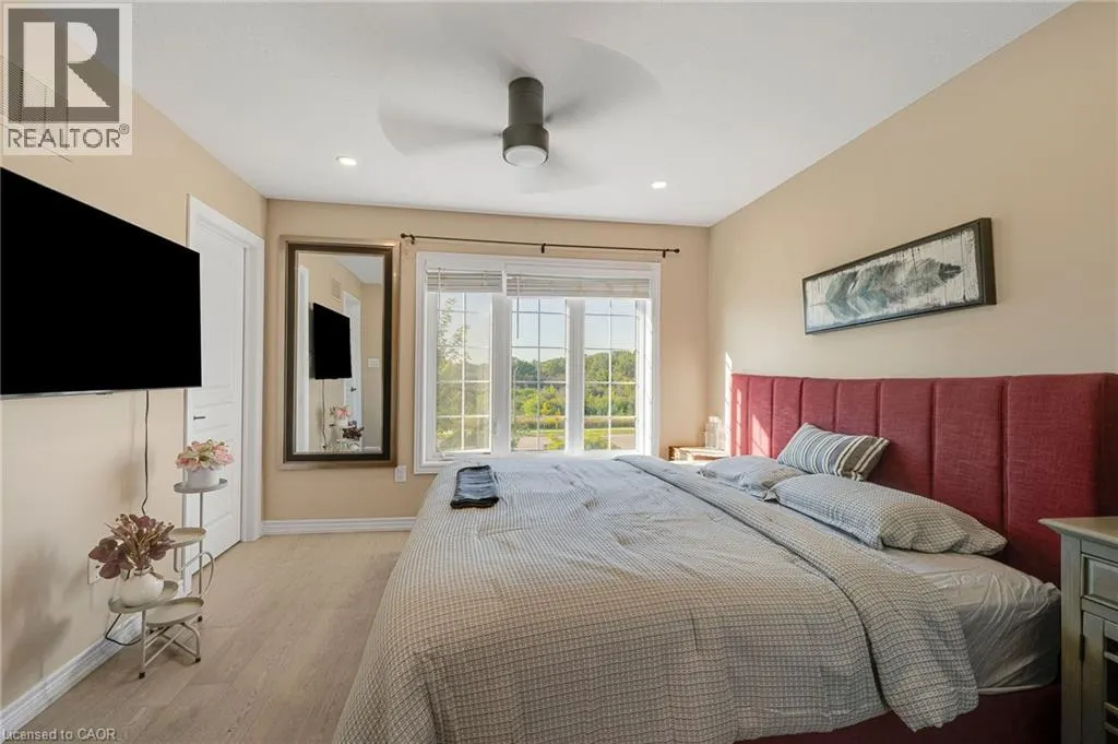 411 HARDWICK Common