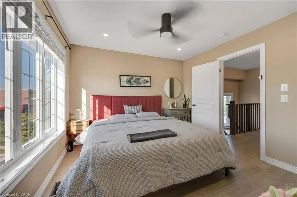 411 HARDWICK Common