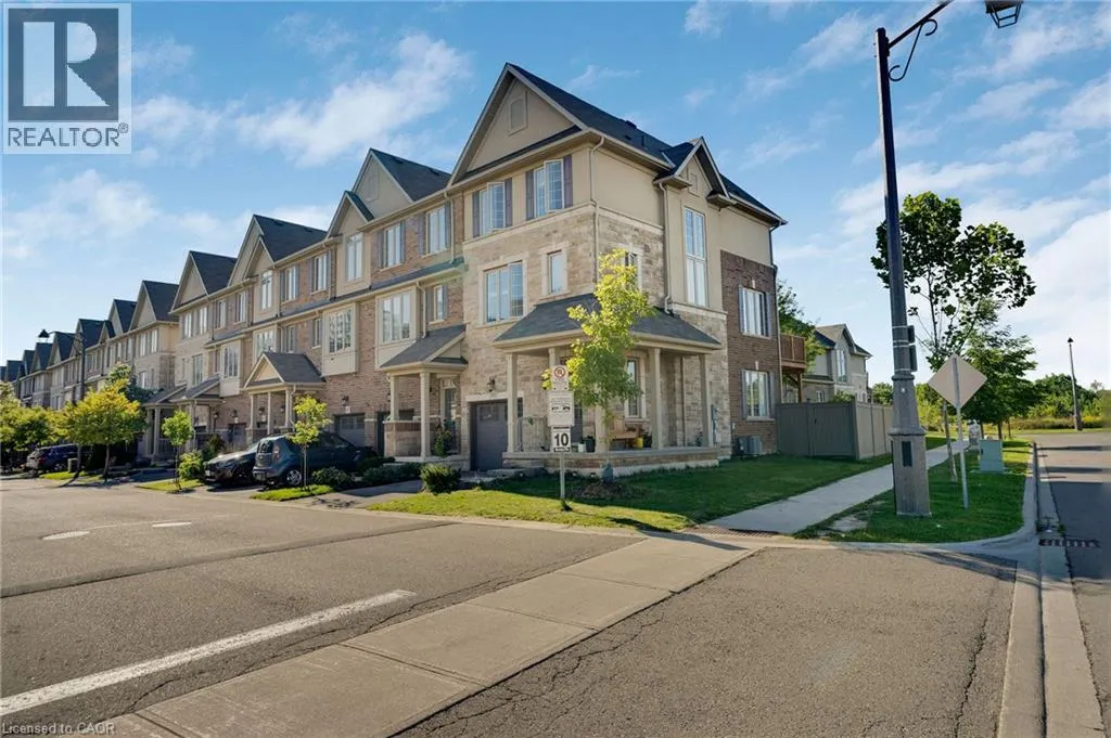 411 HARDWICK Common
