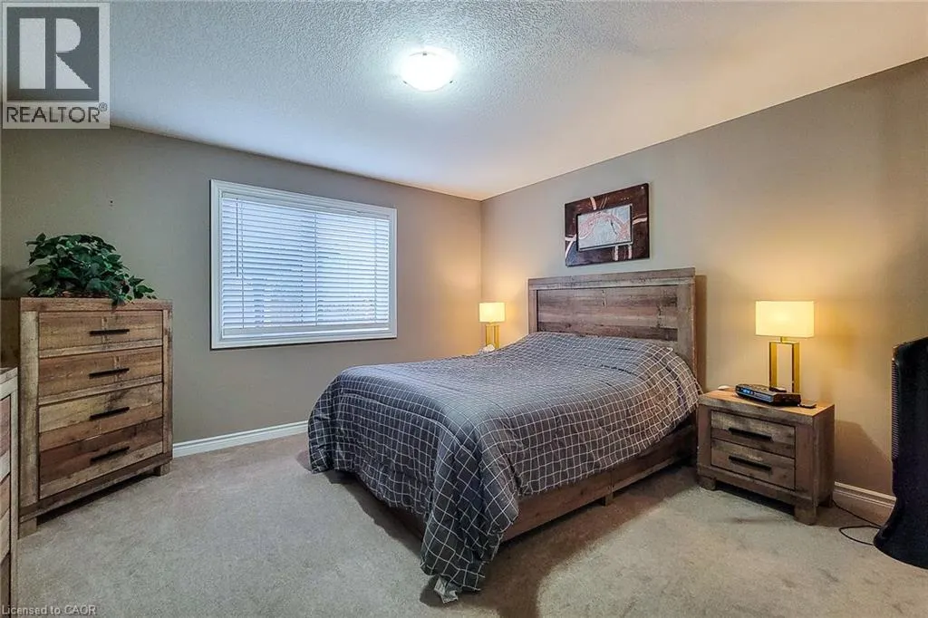 80 WILLOWDALE Crescent