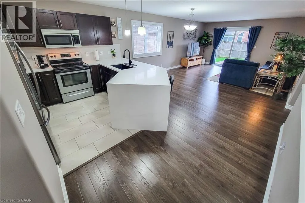 80 WILLOWDALE Crescent