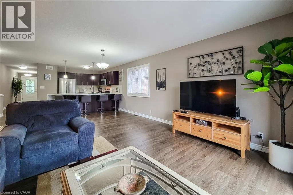 80 WILLOWDALE Crescent