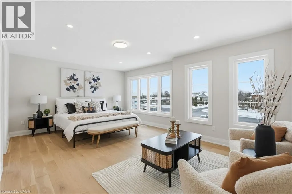 7 BARTLETT Avenue