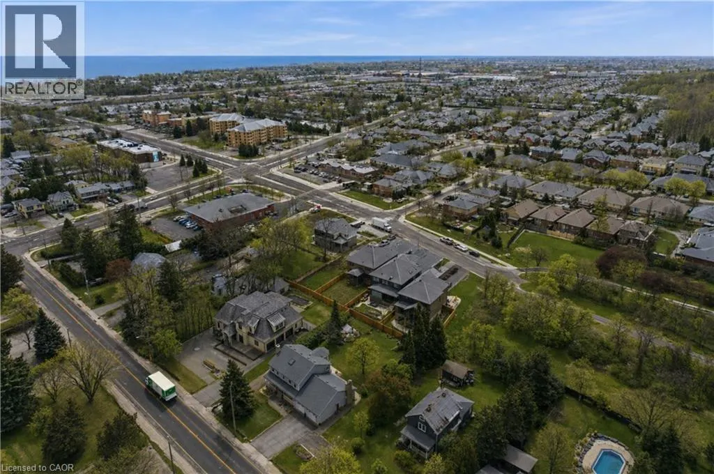 7 BARTLETT Avenue