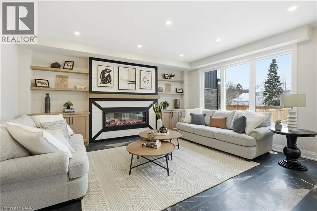 7 BARTLETT Avenue