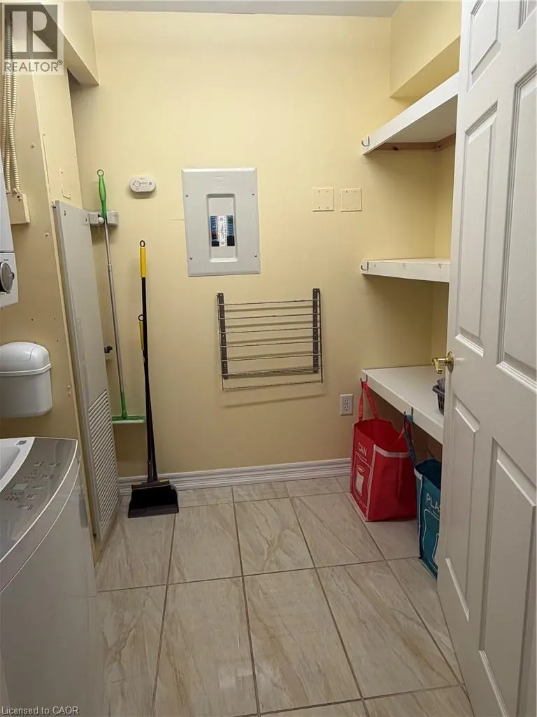 275 MAIN Street E Unit# 001 #001