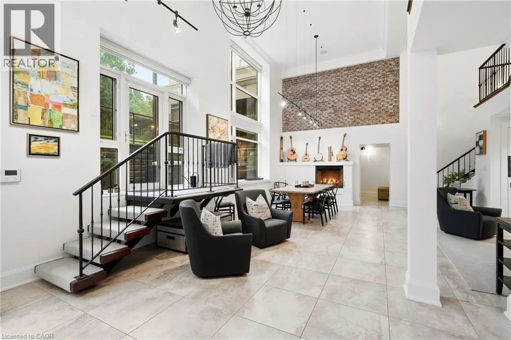 397 KING Street W Unit# 116 #116