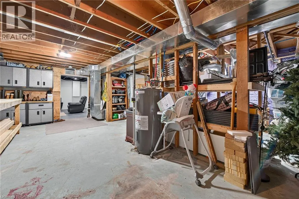 2098 ST. JOHN'S Road W
