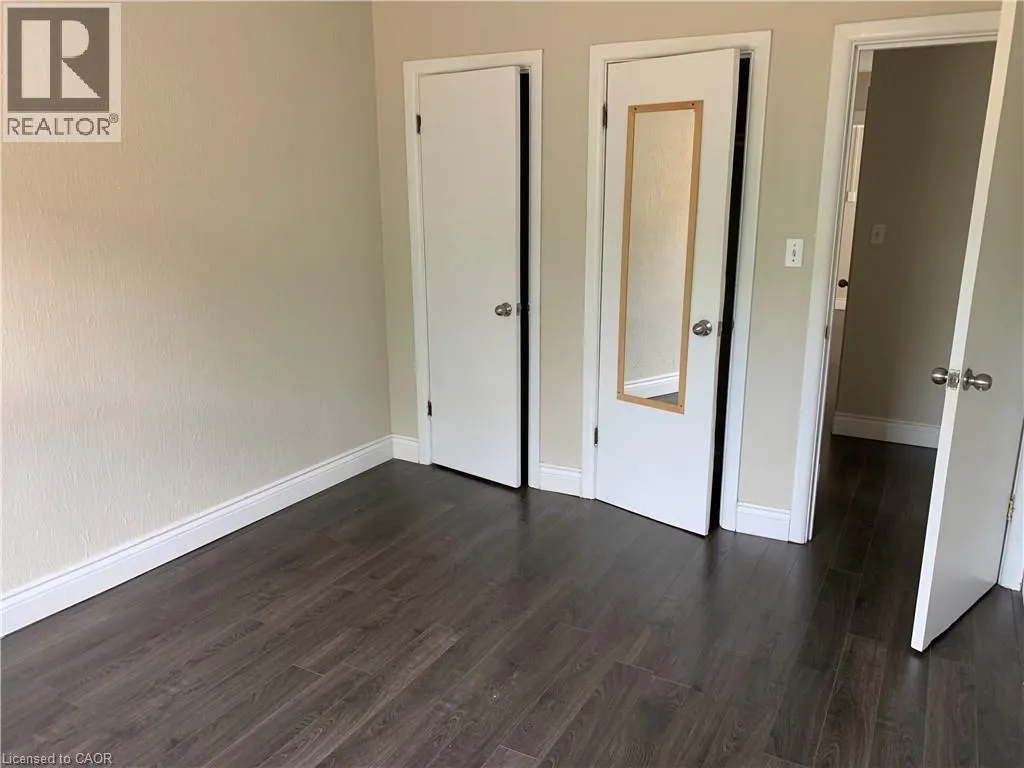 7 APPLEWOOD Avenue Unit# 10 #10