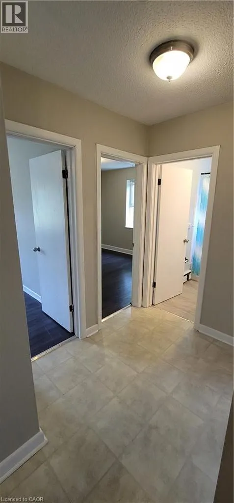7 APPLEWOOD Avenue Unit# 10 #10